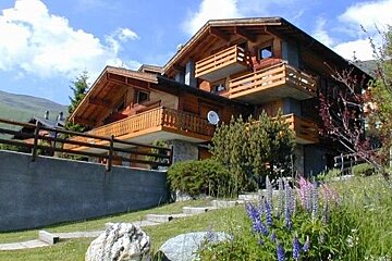 an image of a large chalet in verbier