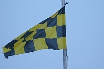 an image of a level 3 avalanche flag
