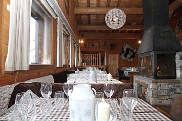 Le Bellevarde Restaurant, Val d'Isere - Bellevarde interior