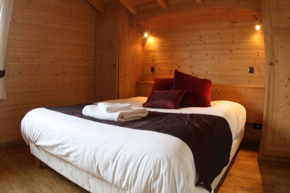 Plan des Pierrys Chalet, Morzine double room