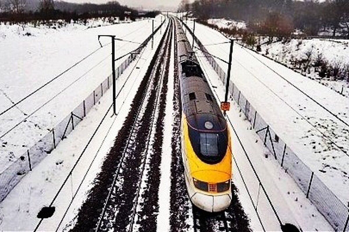 Eurostar in the snow