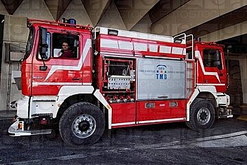 an image of a fire truck
