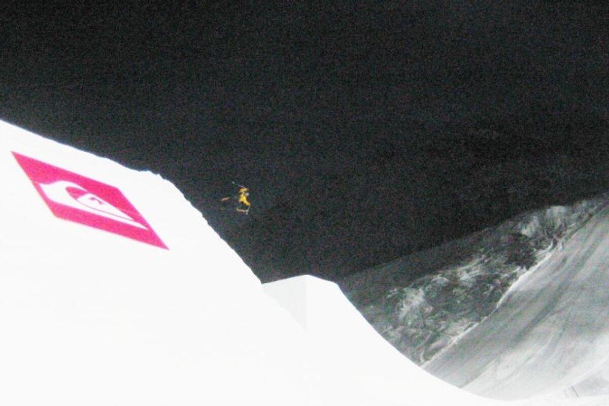 an image of a skier in the frostgun invitational val d'isere