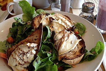 image of a salad