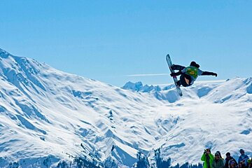 an image of a snowboarder park 9 verbier