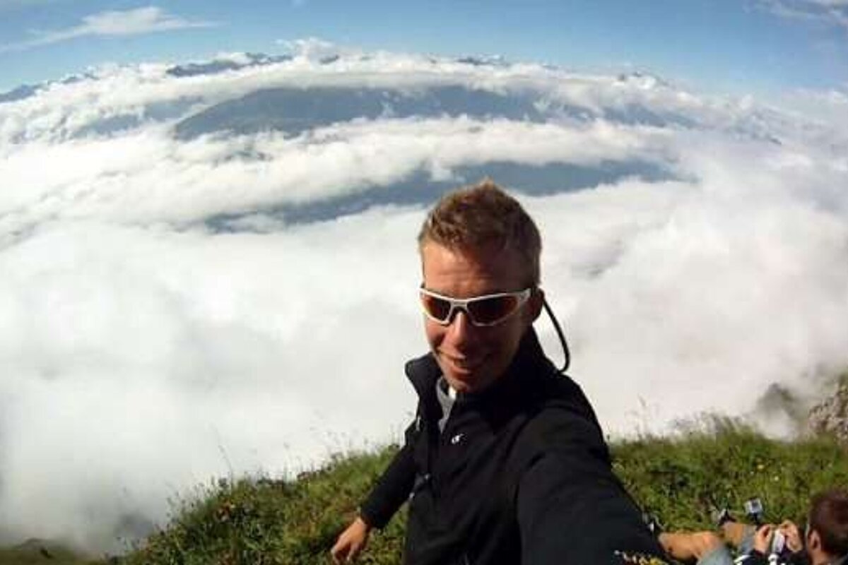 Shane Murphy wingsuit jump