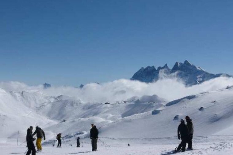 photo of skiers in morzine