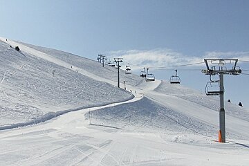 a photo of auris ski area in alpe dhuez
