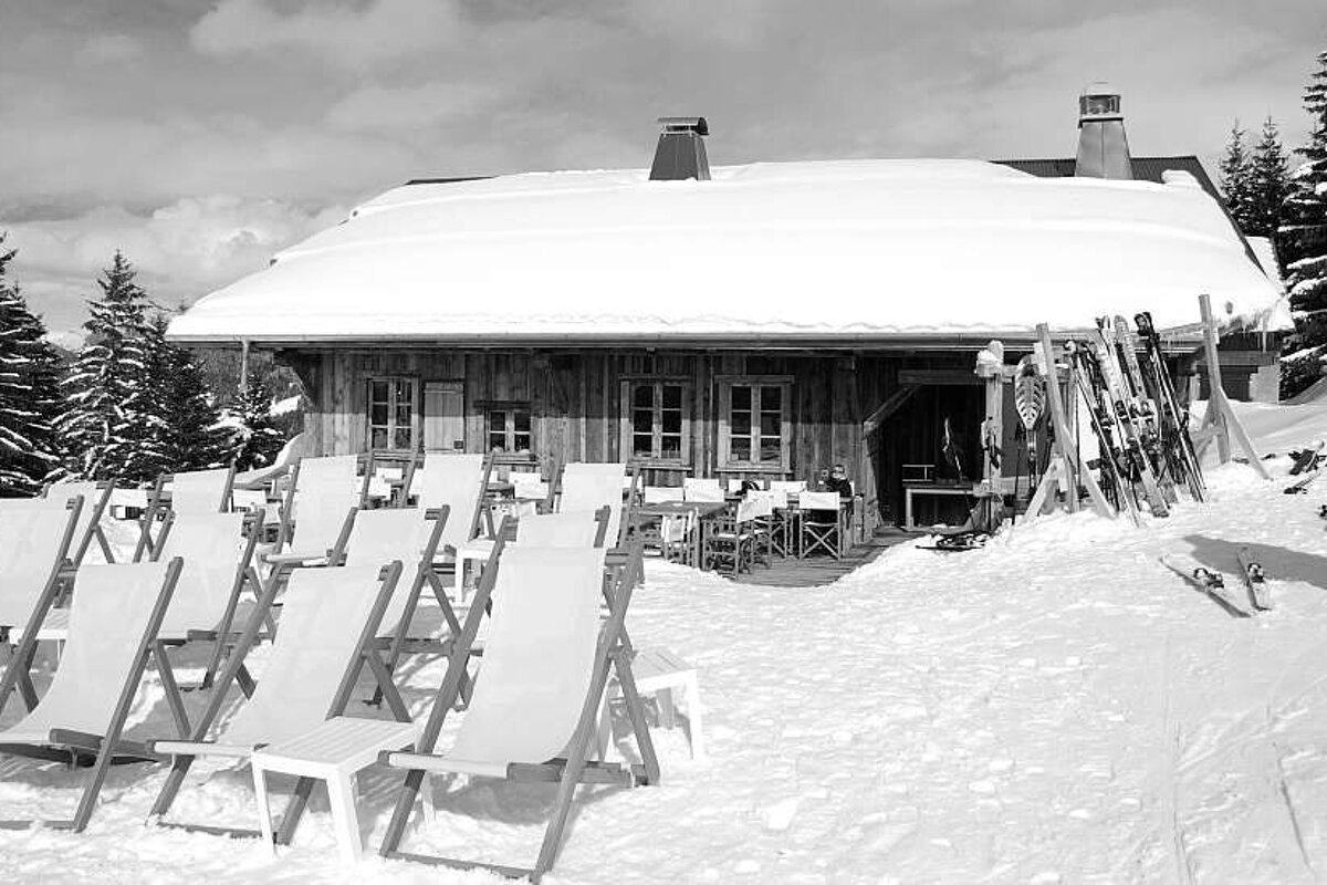 An image of the Restaurant La Paika at Hotel La Marmotte, Les Gets