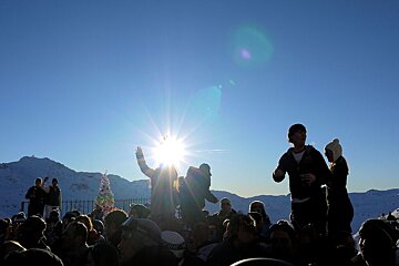 An image of people dancing at La Folie Duce