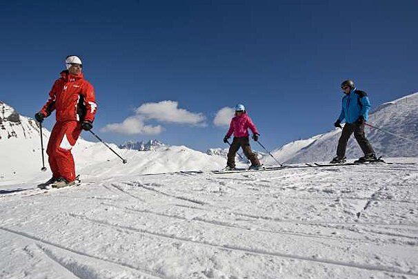 ESF - Ski School, Avoriaz kids lessons
