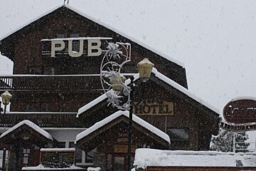 A picture of a Doron and Scotts Pub