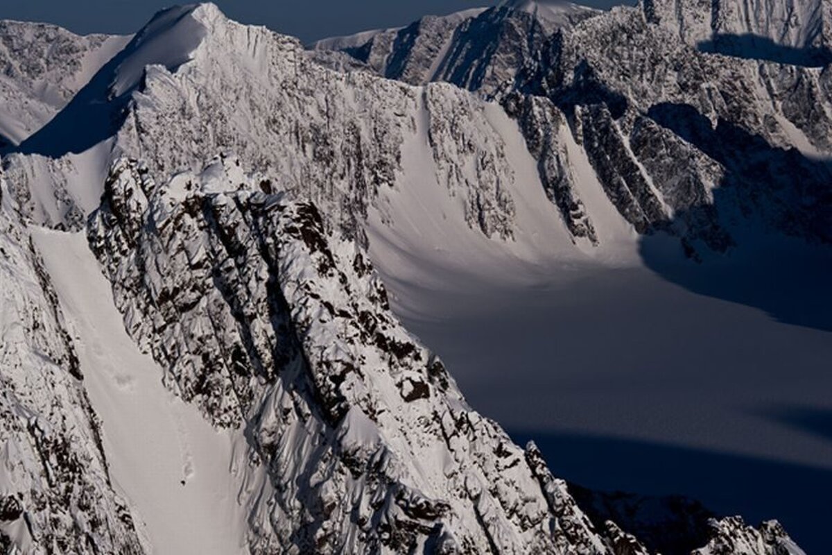 An image of snowboarder Jeremy Jones by photographer Dan Milner