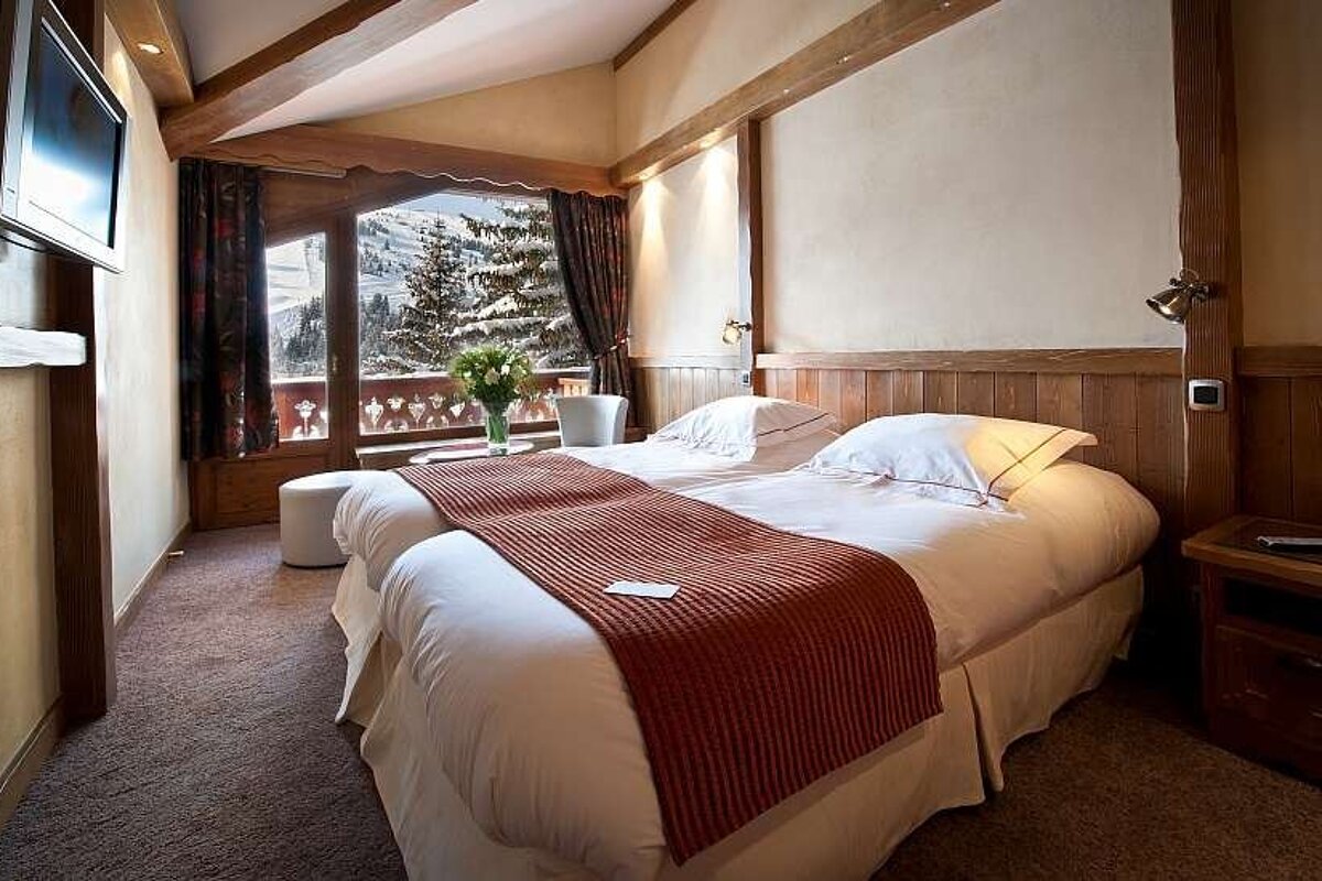 [itemref] twin bedroom