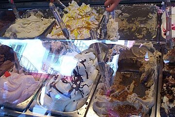 An image of an ice cream shop in Chamonix Mont Blanc