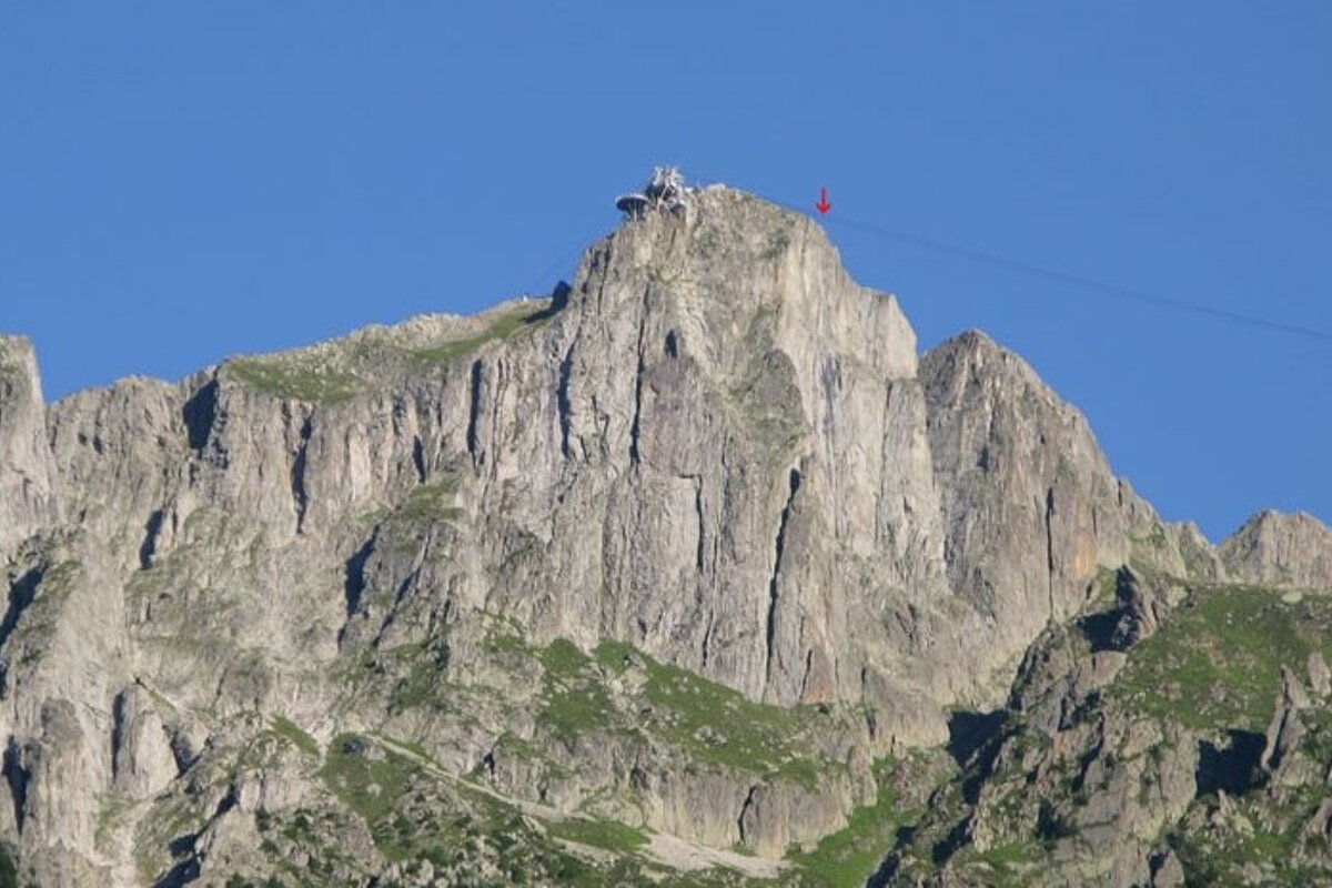 Brevent Wingsuit Spot
