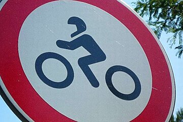 An image of motorbike warning sign