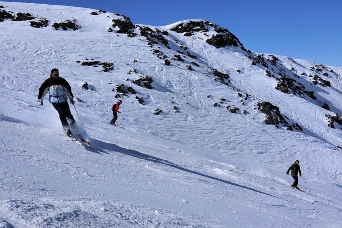 An image skiers on Portette