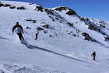 An image skiers on Portette