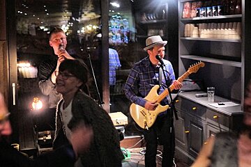 An image of the live country/western duo in Tango
