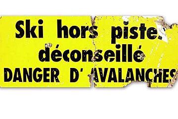 Avalanche sign form La Plagne
