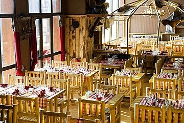 An image of a restaurant in a ski resort hotel in the French Alps