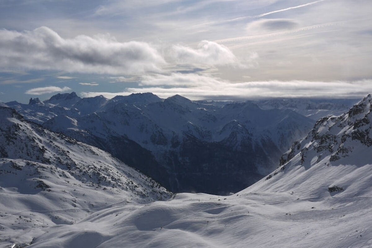 An image of the alps