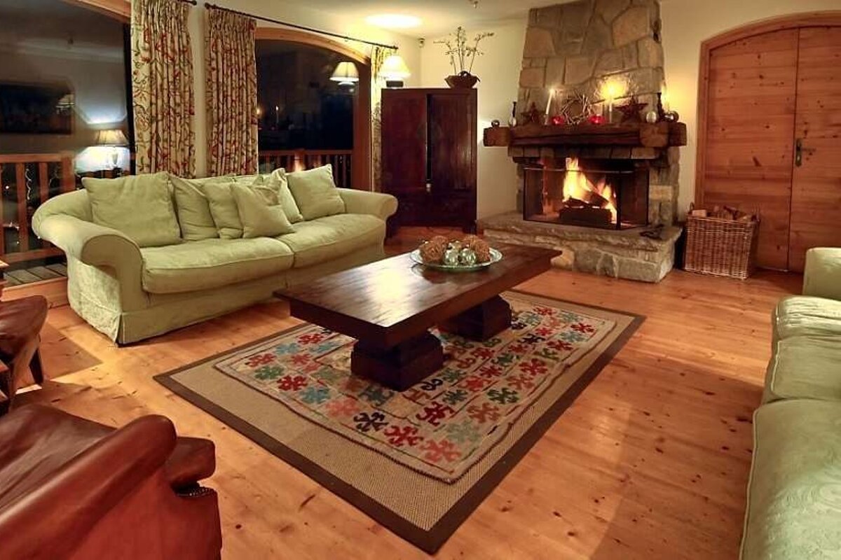 [itemref] lounge