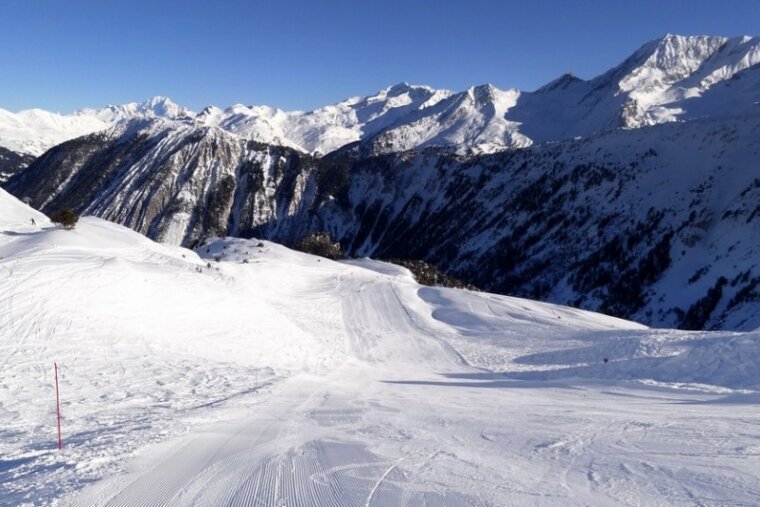 Corduroy,Chapelets, deserted piste
