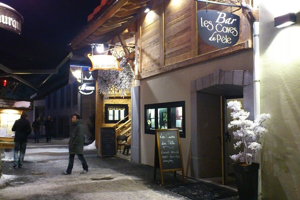 An image of the Rue de Moulin in Chamonix Mont Blanc