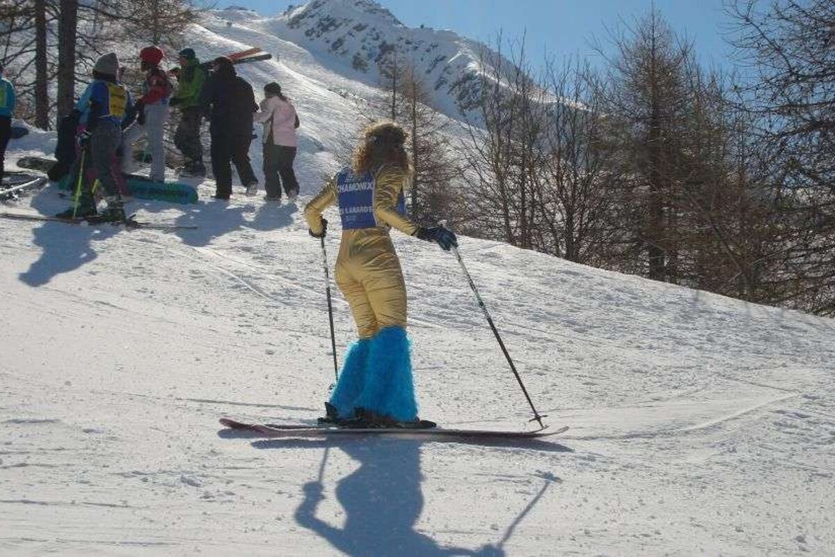 Gold lame girl, Black Weekend, Chamonix