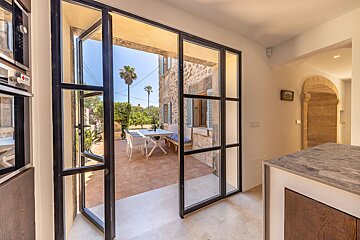 A kitchen with a microwave that says ' lg ' on it