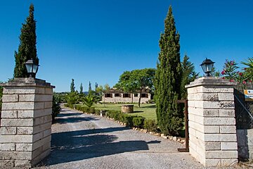 A stone pillar with the number 9 on it