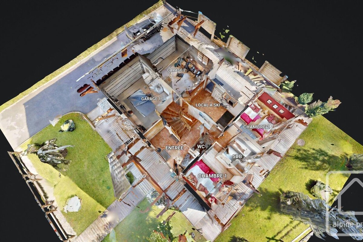 3D aerial view of a multi-room house plan with French labels like GARAGE, CHAMBRE, ENTREE, WC, SDB, LOCAL A SKI. Includes exterior lawn & road.