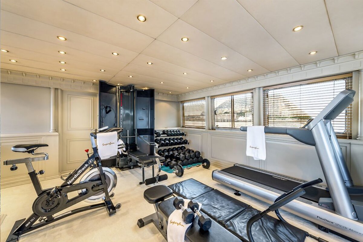 A gym with a bike that says nordictrack on it