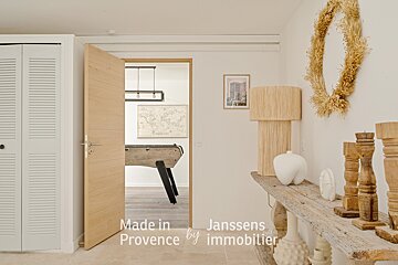 A room with the words made in provence by immobilier on the wall
