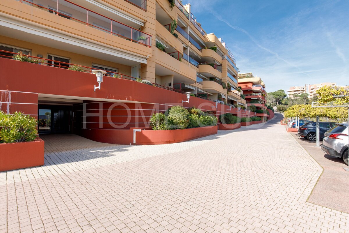 The word home is on the side of a building