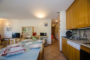 A kitchen with a dishwasher that says ' bosch ' on it