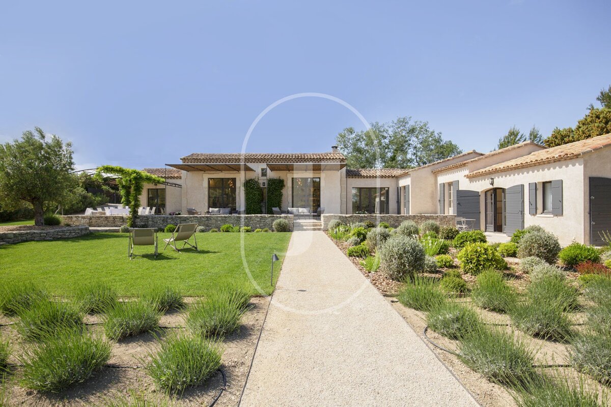 A house with a circle around it that says ' a ' on it