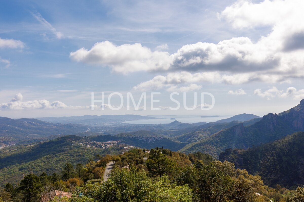 The word home that is on a picture