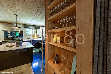 A picture of a kitchen taken by ten80 holidays
