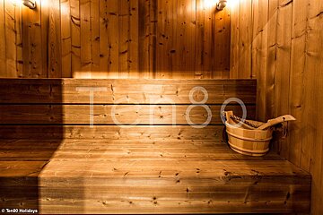 A photo of a wooden sauna taken by ten80 holidays