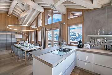 A kitchen with a blender and a toaster oven