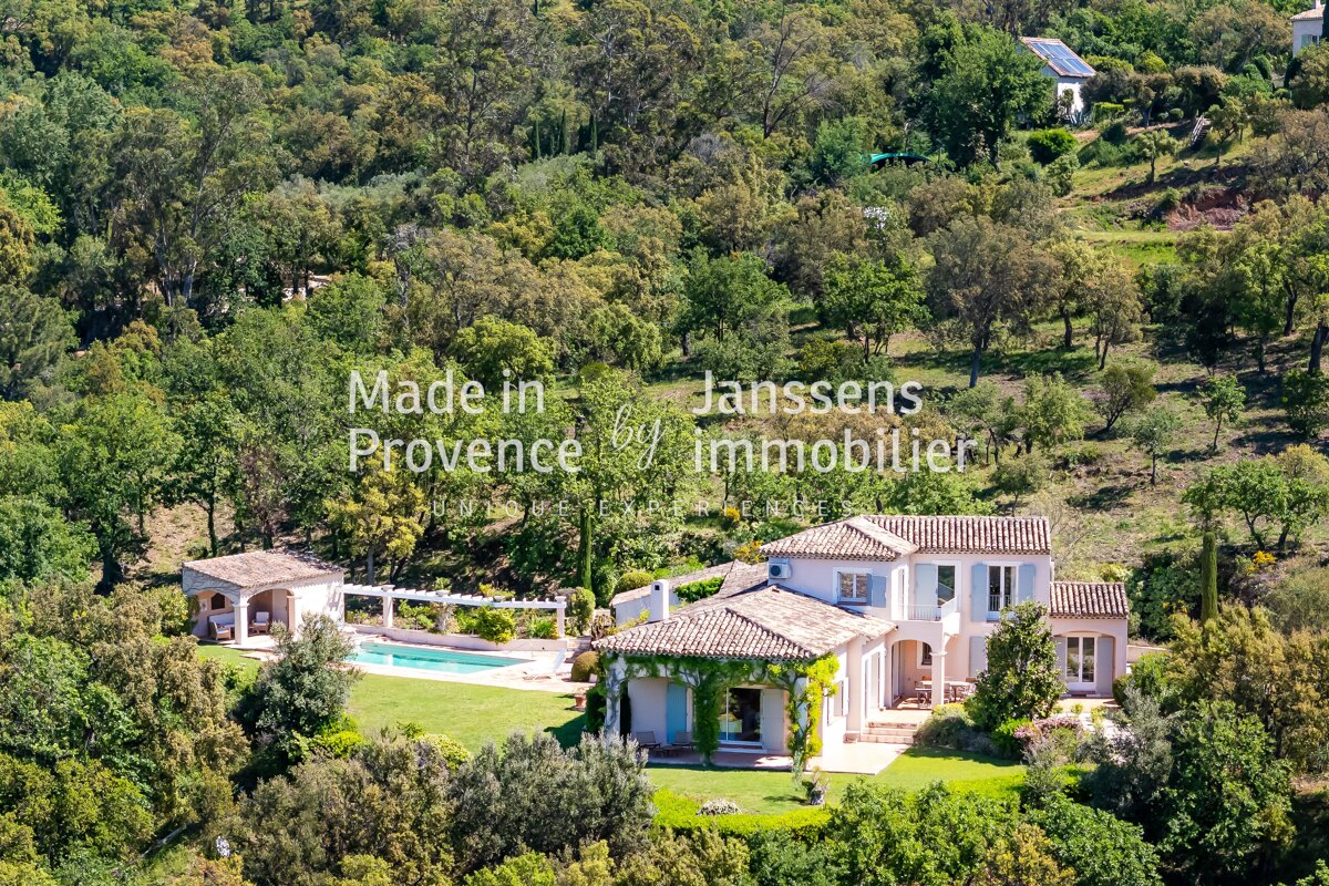 An aerial view of a house in provence made by janssens immobilier