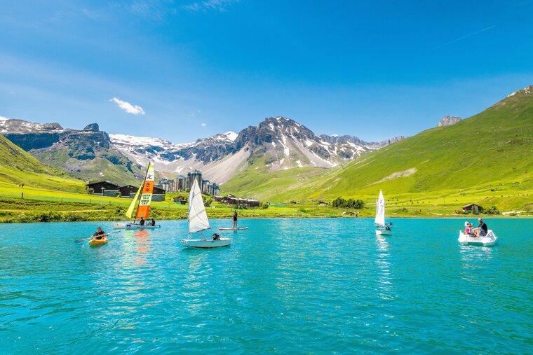 Tignes lake in the summer