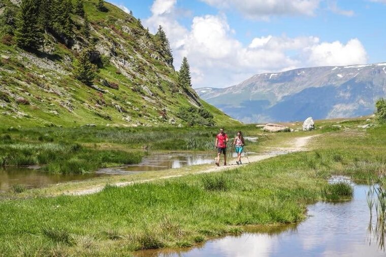 Hiking in Alpe d'Huez