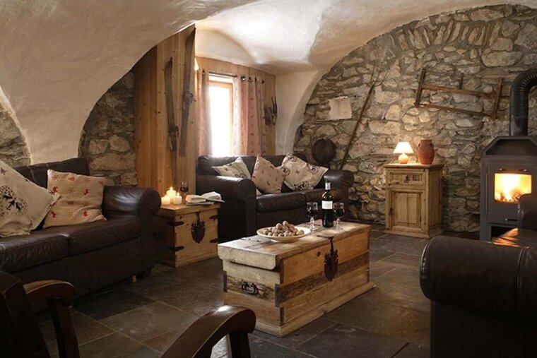 The lounge area in the chalet