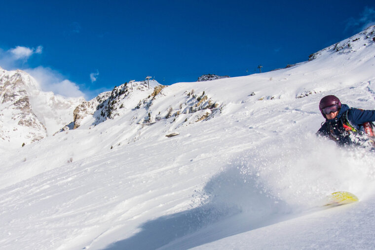 Skiing near to the Laisinant Chair