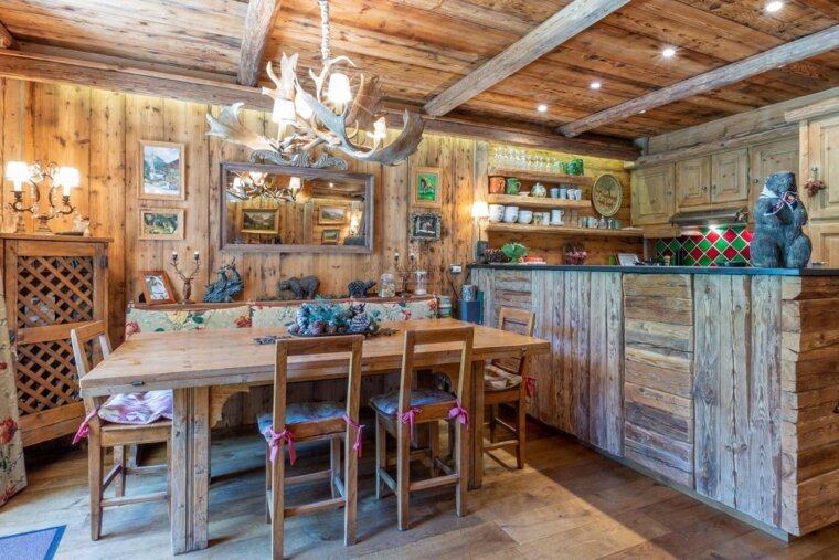 The kitchen/dining area in the apartment