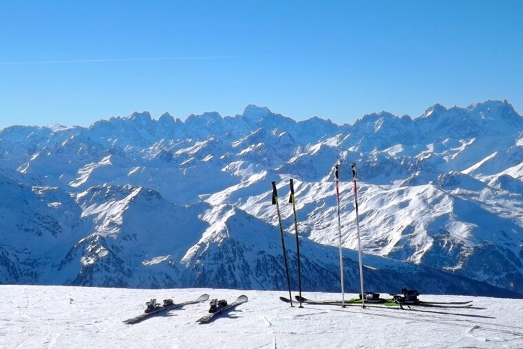 Hot choc stop at Caron Freeride Cafe with this view